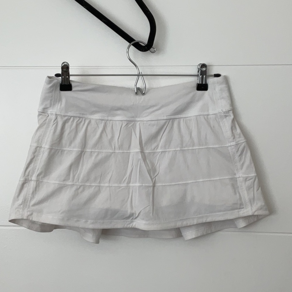 Lululemon Athletica White Skorts for Active Comfort